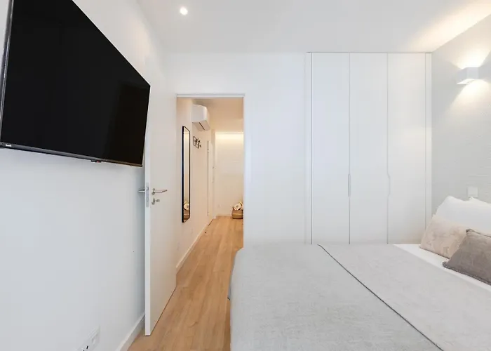 Dash 111 Collection * Porto