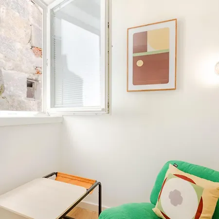 Dash 111 Collection Apartment *