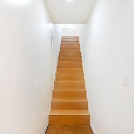 Dash 111 Collection Apartment *