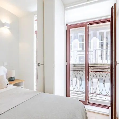 Dash 111 Collection Apartment