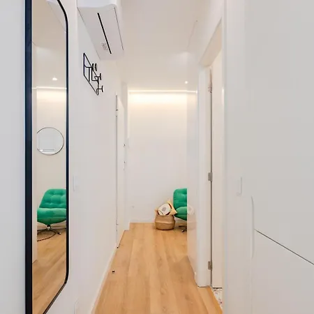 Dash 111 Collection Porto