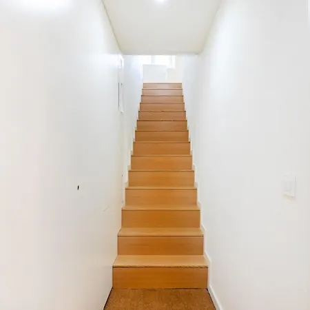 Dash 111 Collection Apartment *